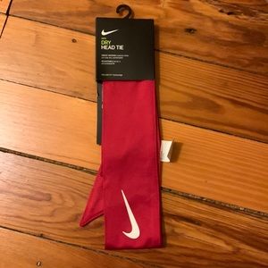 Red nike dry head tie